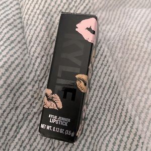 Kylie Jenner lipstick
